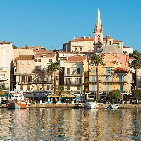 Calvi Sleeps 2 Air Con Wifi * Calvi (Corsica)